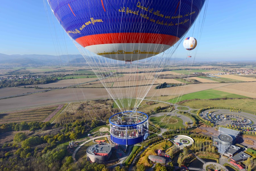 lesballons-900×601.jpg lesballons-900x601.jpg